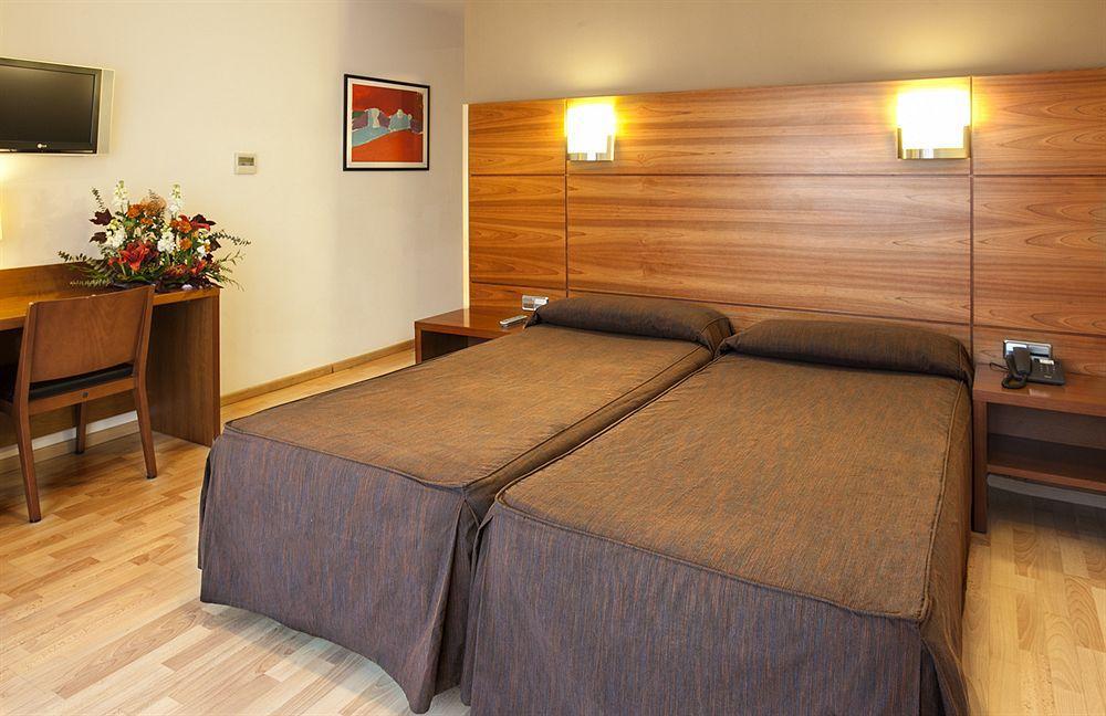 ברצלונה Hotel Via Augusta מראה חיצוני תמונה