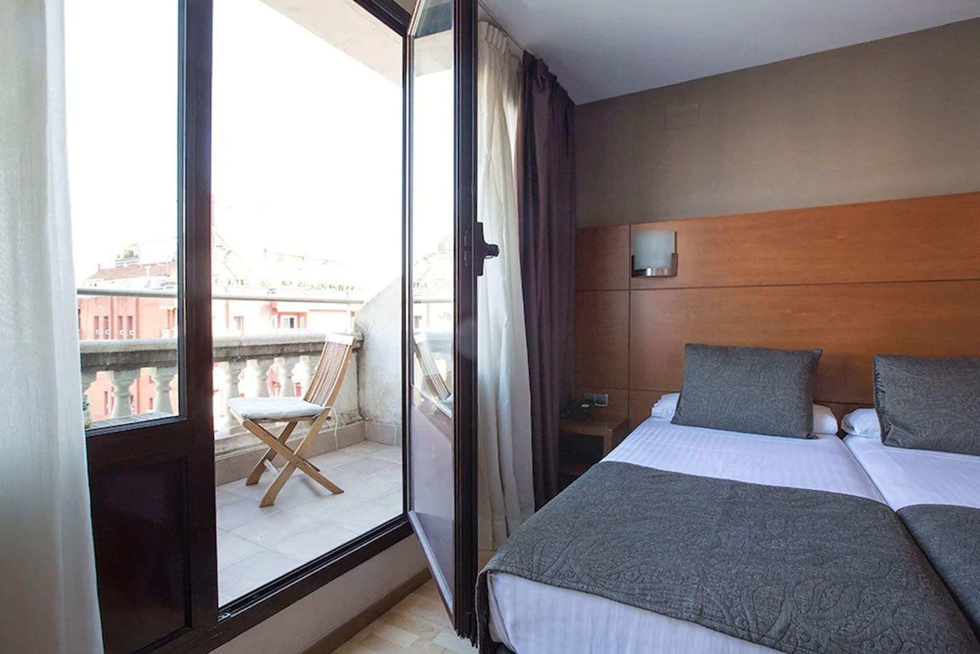 ברצלונה Hotel Via Augusta מראה חיצוני תמונה